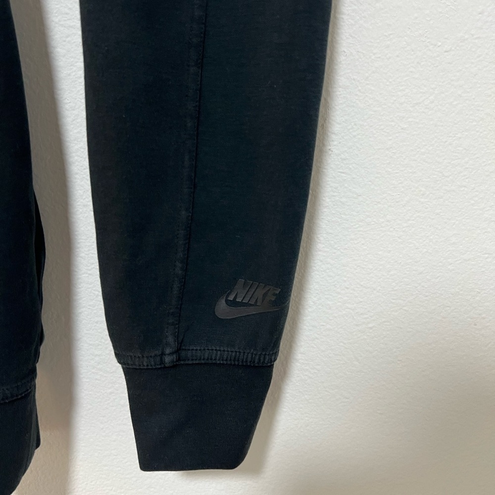 Nike Essentials Training Printed Leggings - Picture 3 of 11